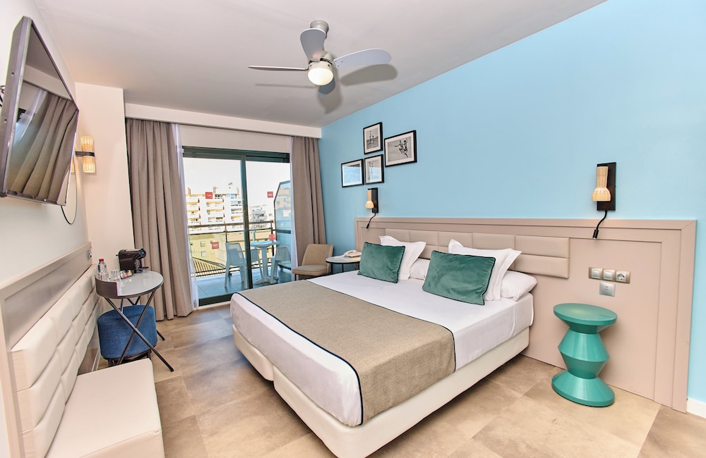 Habitación Confort del hotel Leonardo Hotel Fuengirola Costa Del Sol. Foto 6