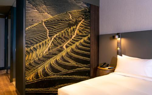 Suite Junior del hotel Hilton Porto Gaia. Foto 1