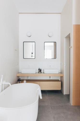 Suite del hotel Plácido Y Grata. Foto 1