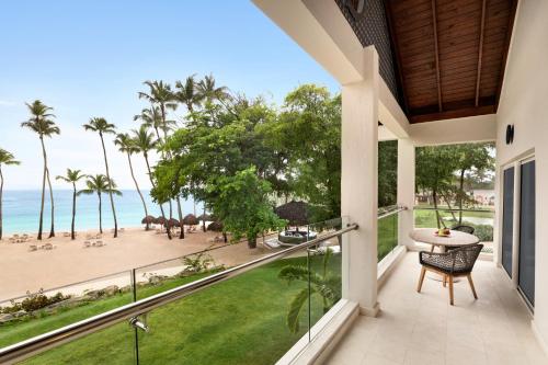 Suite Preferente frente al mar - 1 cama extragrande   del hotel Dreams La Romana All-Inclusive Resort and Spa. Foto 4