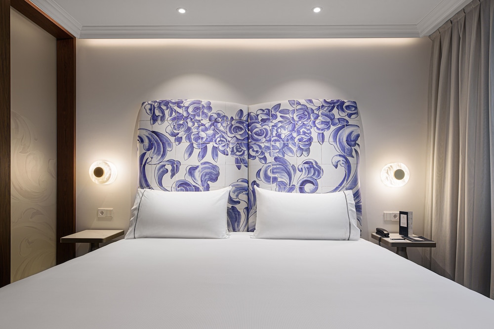 Habitación doble Lujo 1 Cama king Vista ciudad 2 Camas individuales del hotel Eurostars Universal Lisboa