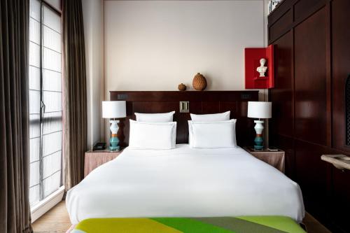 Habitación Superior del hotel Sinner Paris. Foto 1