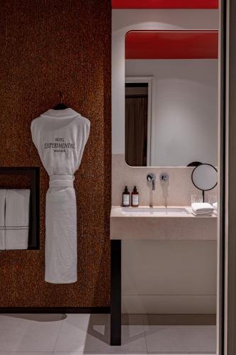 Habitación Deluxe del hotel Sinner Paris. Foto 2