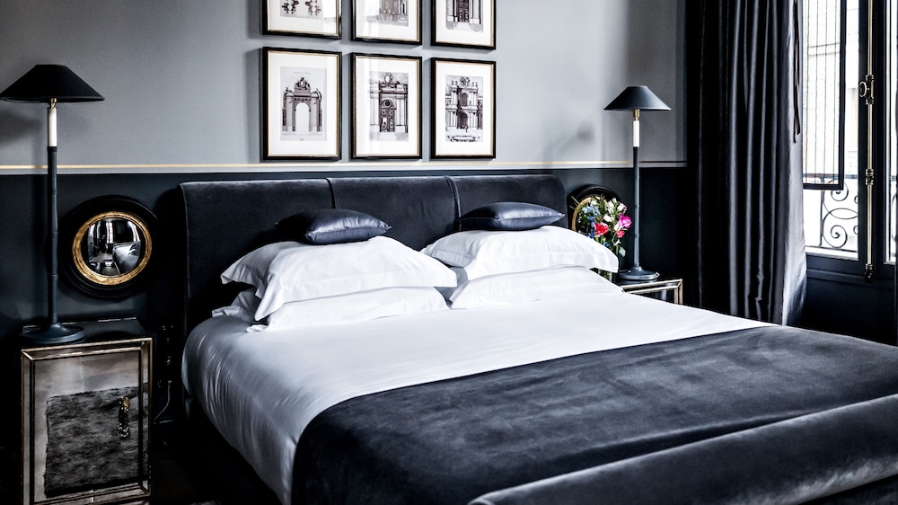 Habitación Deluxe del hotel Monsieur George and Spa – Champs Elysées. Foto 3