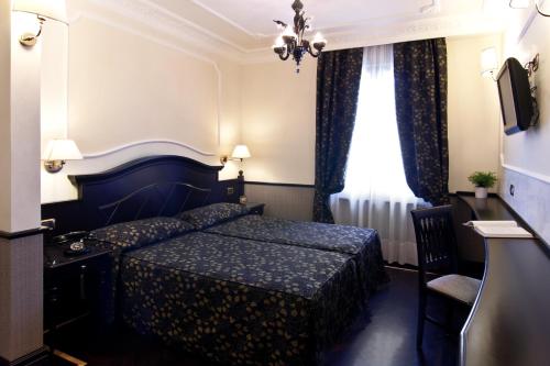 Habitación Doble Superior del hotel Best Roma. Foto 3