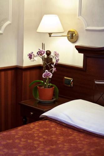 Habitación Doble Pequeña del hotel Best Roma. Foto 2