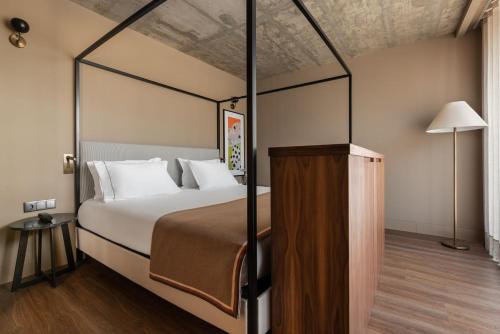 Suite Junior del hotel Exe Essenzia Porto. Foto 4