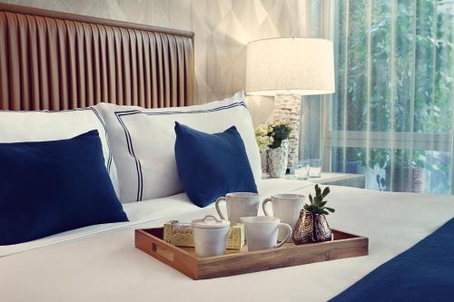 Habitación Deluxe con terraza - 1 cama doble grande del hotel Artezen. Foto 4