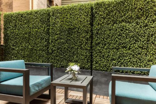 Habitación Deluxe con terraza - 1 cama doble grande del hotel Artezen. Foto 10