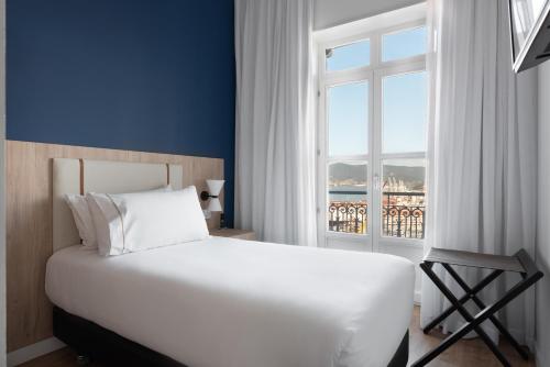 Habitación Individual con vistas al mar del hotel Exe Vigo. Foto 3