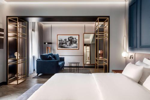 Habitación Familiar del hotel Radisson Collection, Gran Via Bilbao. Foto 1