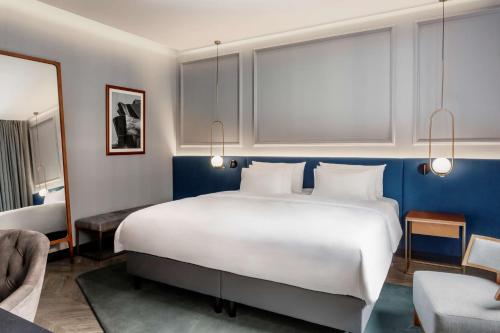 Habitación Collection del hotel Radisson Collection, Gran Via Bilbao. Foto 1