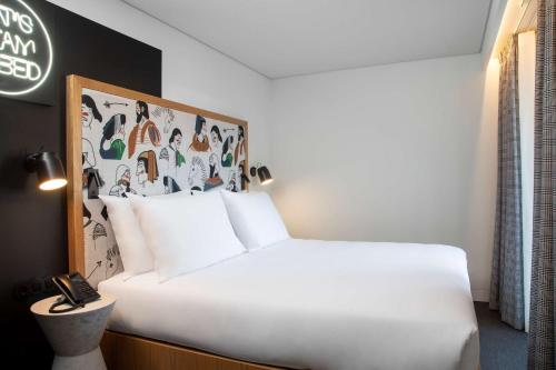 Suite Deluxe del hotel Se Catedral Porto, Tapestry Collection By Hilton. Foto 1