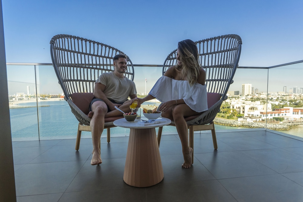 2 Camas Gemelas con Vistas al Mar y Balcón del hotel Hyatt Centric Jumeirah Dubai. Foto 9
