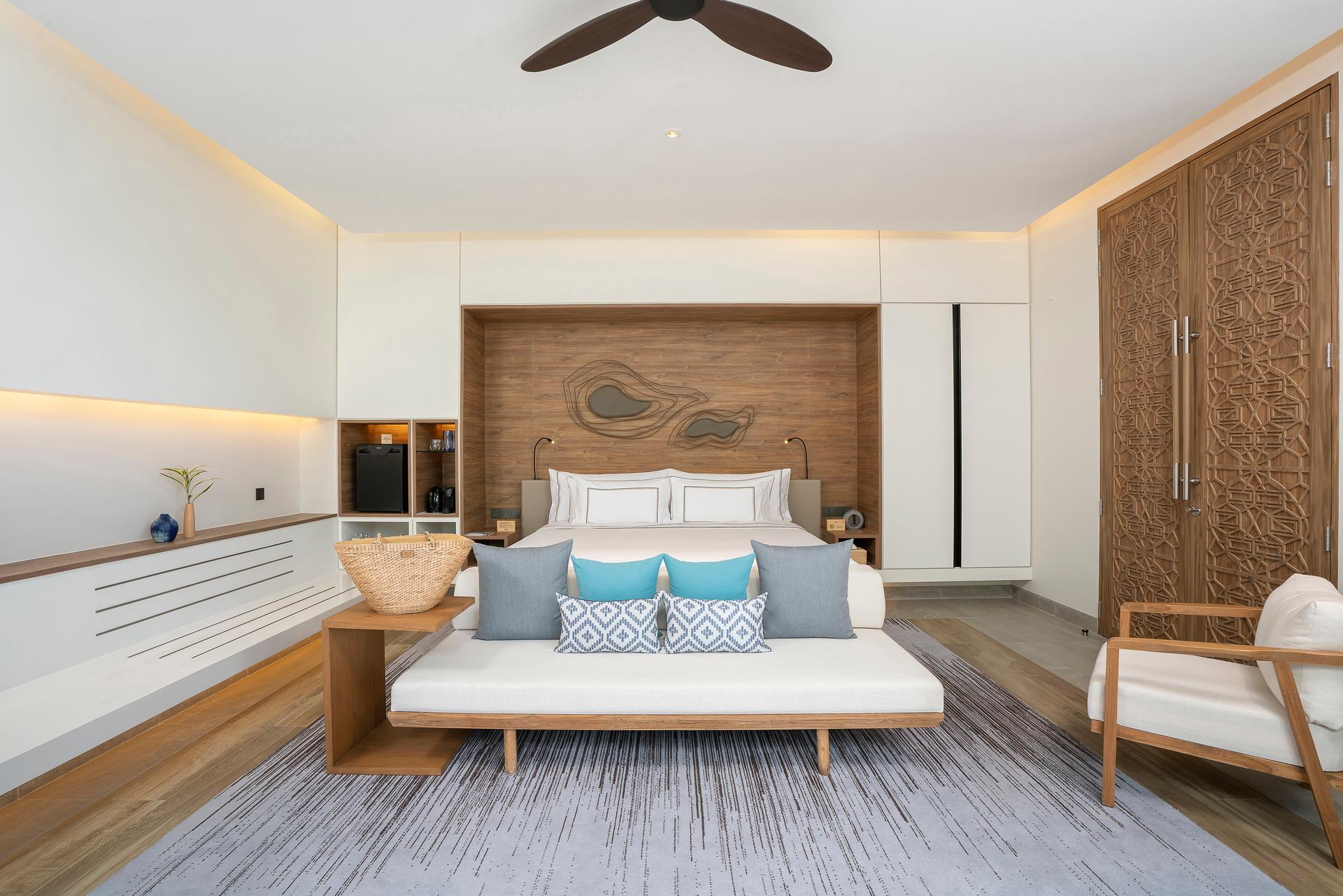 Suite de Un Dormitorio con Bañera Exterior del hotel Melia Phuket Mai Khao. Foto 6