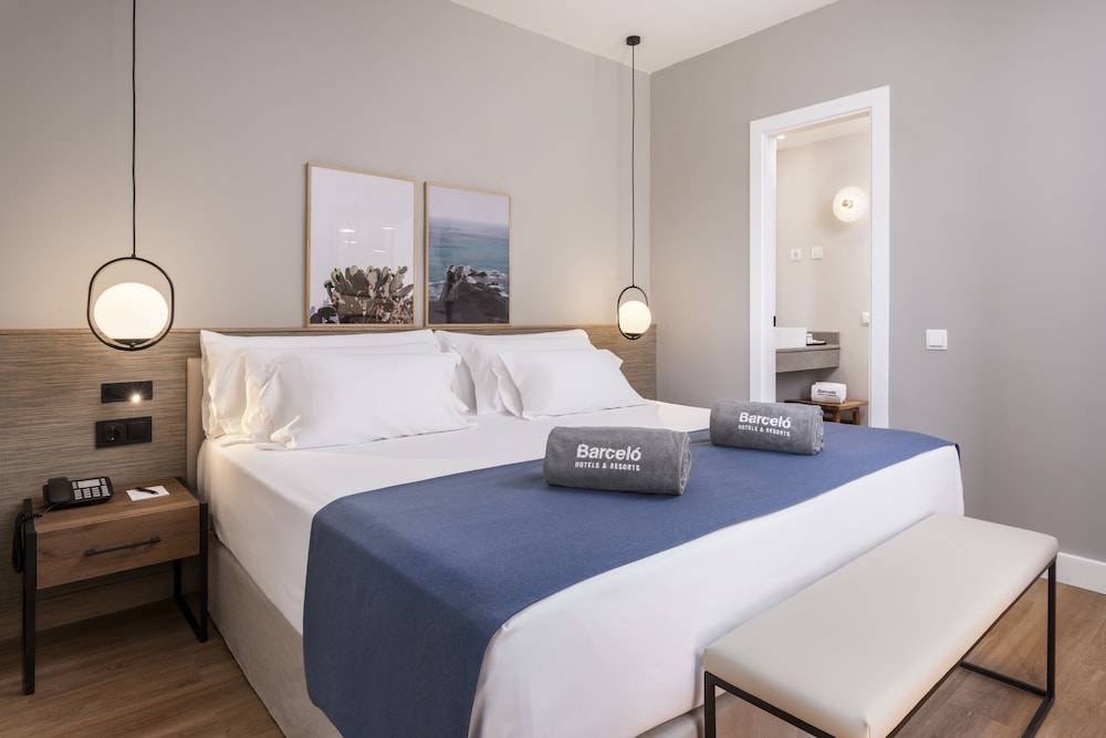 Suite junior (Deluxe) del hotel Barceló Lanzarote Royal Level