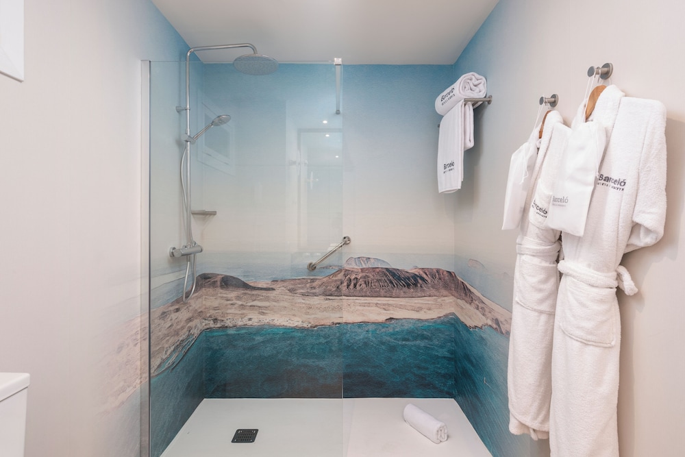 Suite junior (Deluxe) del hotel Barceló Lanzarote Royal Level. Foto 4