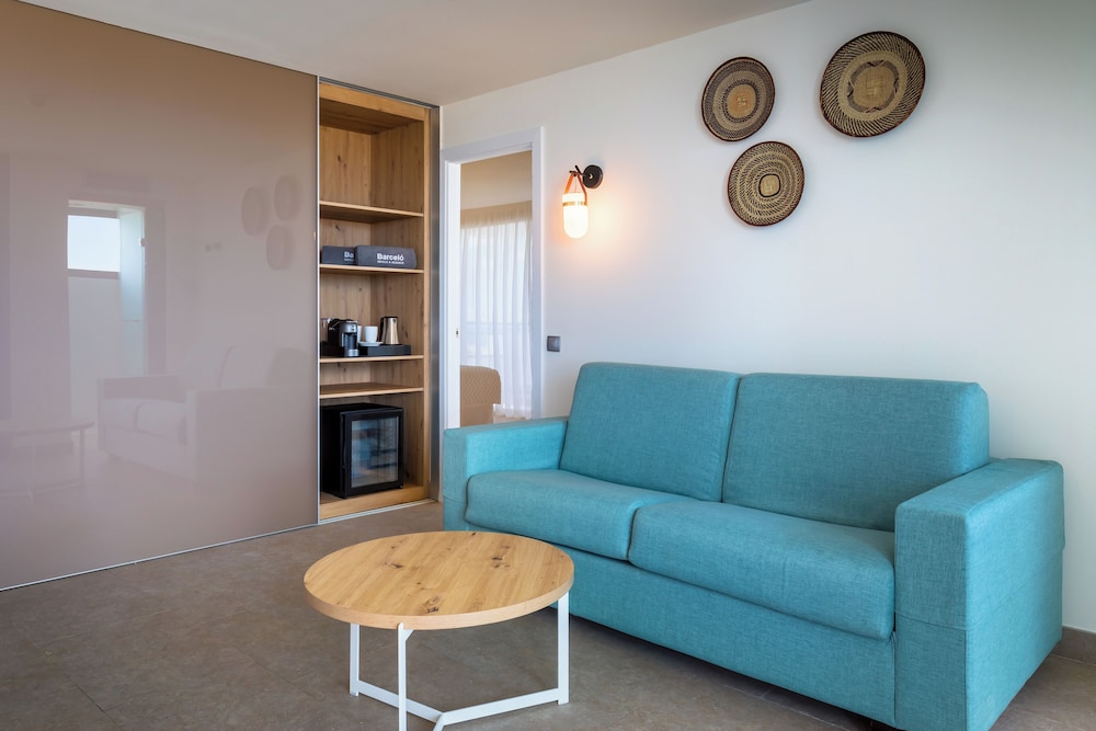 Suite del hotel Barceló Margaritas Royal Level - Adults Only. Foto 2