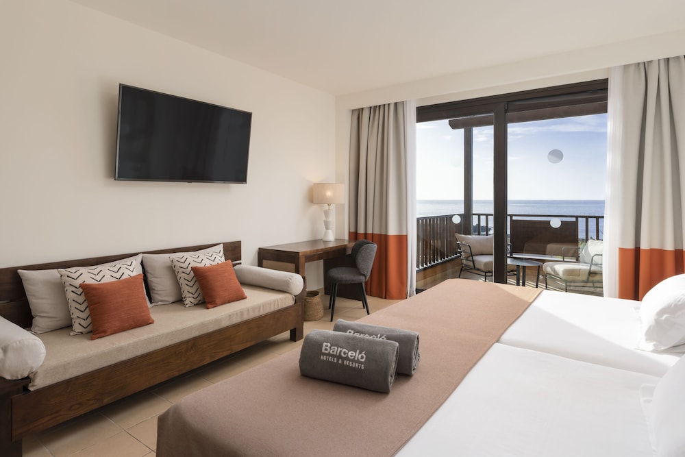 Habitación Deluxe, vistas al mar del hotel Barceló Tenerife Royal Level. Foto 5