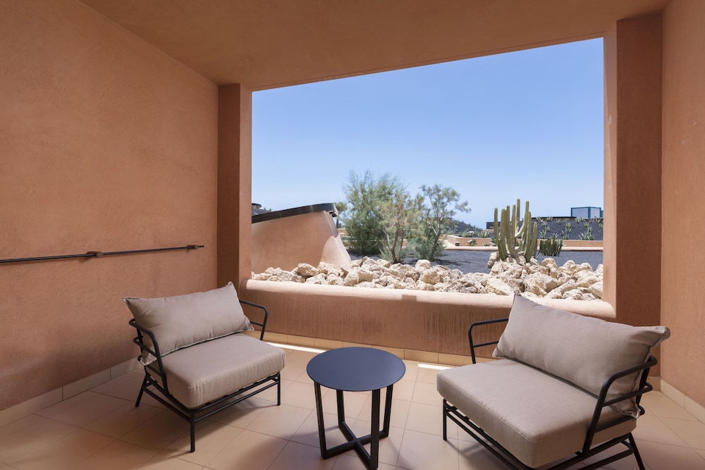 Habitación Deluxe del hotel Barceló Tenerife Royal Level. Foto 2