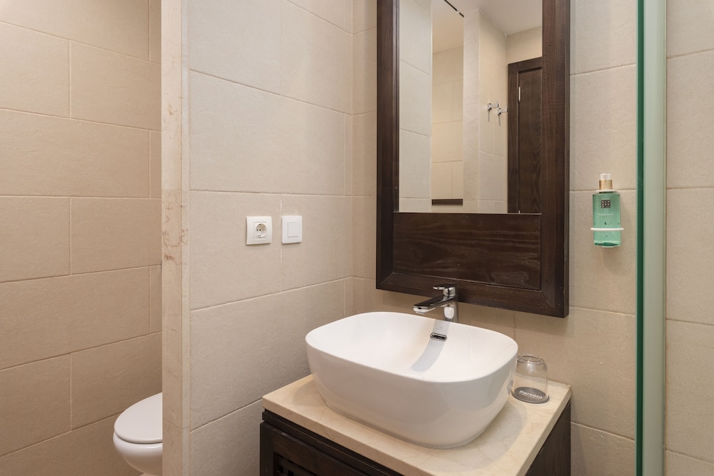 Suite Deluxe, vistas al mar del hotel Barceló Tenerife Royal Level. Foto 11