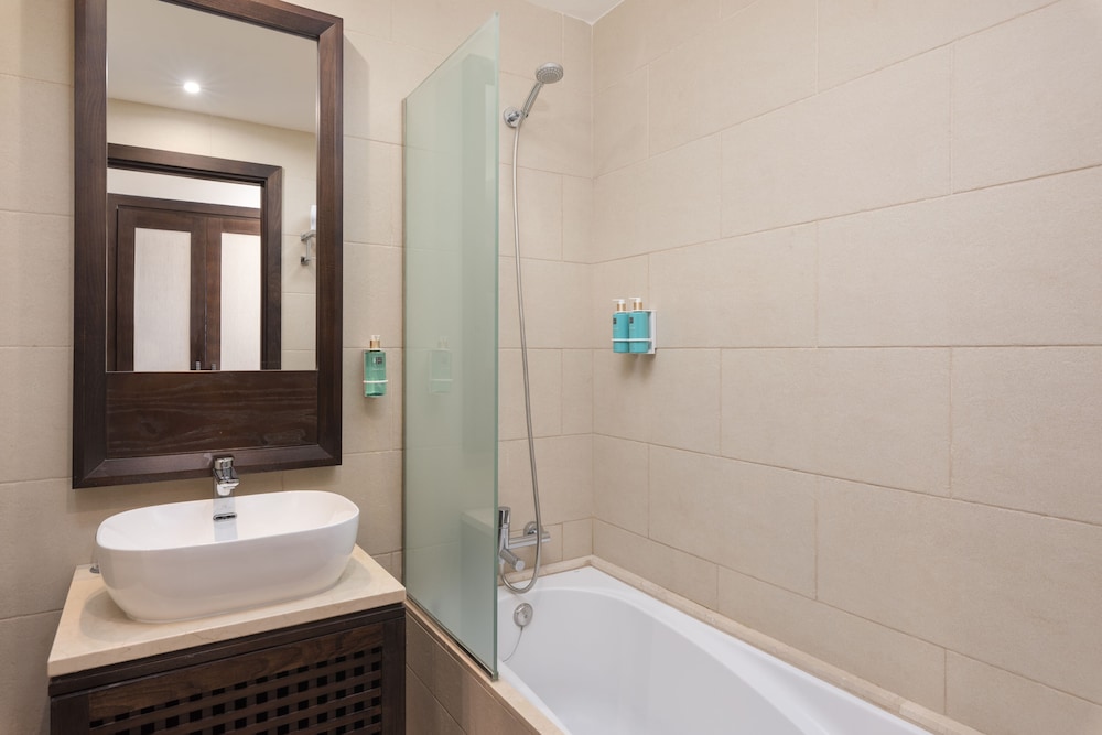 Suite Deluxe, vistas al mar del hotel Barceló Tenerife Royal Level. Foto 12