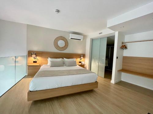 Suite Duplex del hotel Emblemático Hi Suites. Foto 15