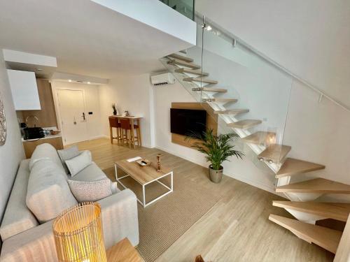 Duplex 2 dormitorios Lujo 1 Cama king Dúplex del hotel Emblemático Hi Suites. Foto 9