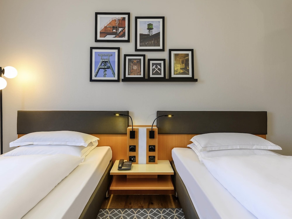 Habitación Superior Matrimonial con 2 Camas Individuales del hotel Mercure Bochum City. Foto 2