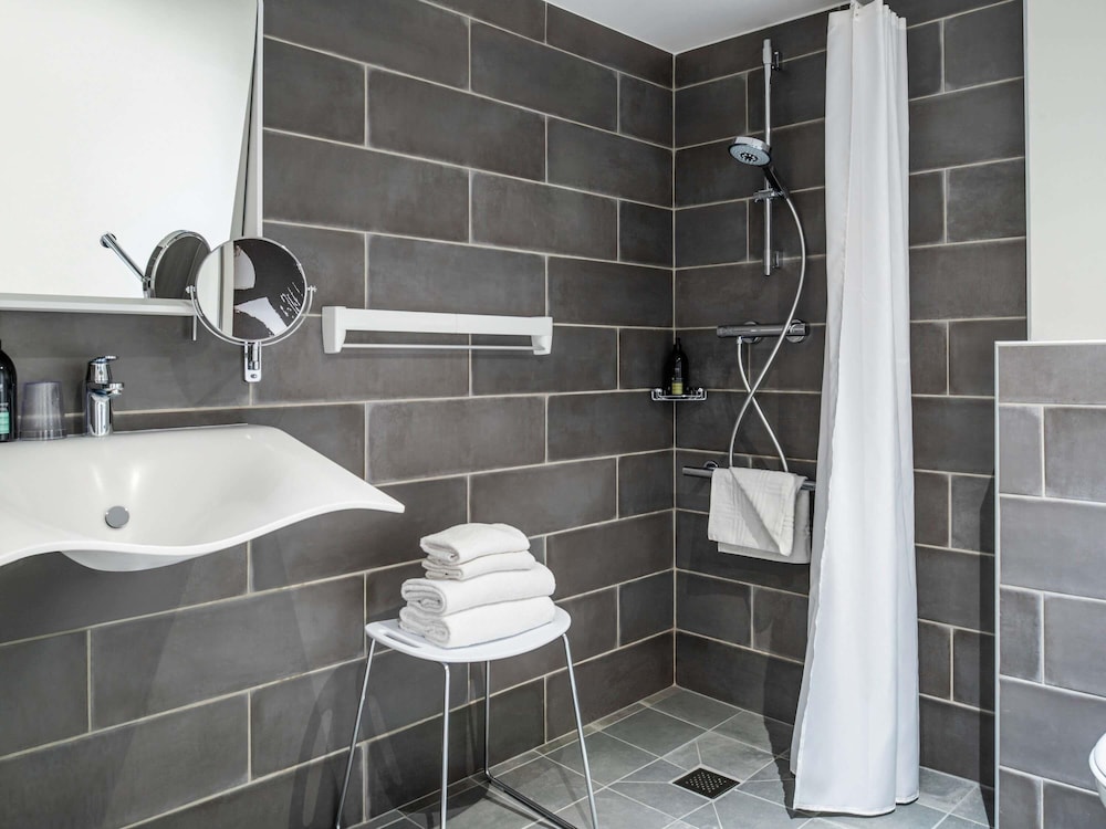 Estudio con cama doble del hotel Aparthotel Adagio Paris Suresnes Longchamp. Foto 6