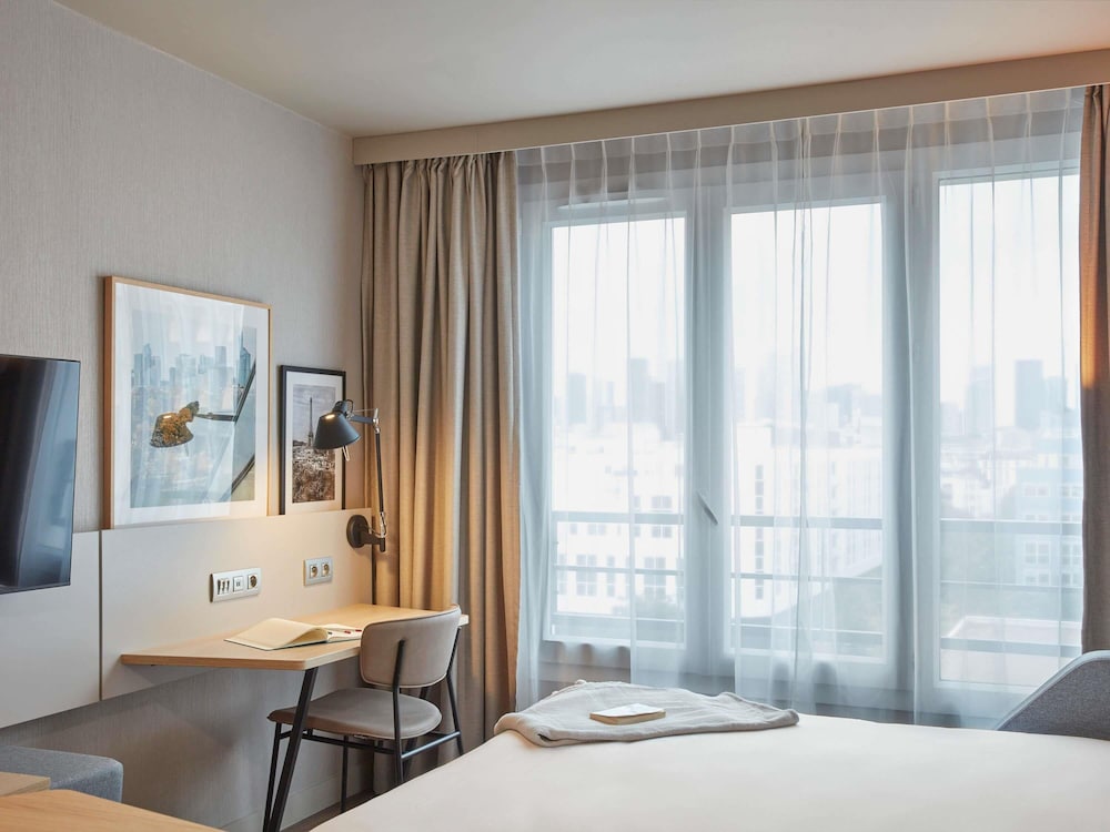 Estudio con camas individuales del hotel Aparthotel Adagio Paris Suresnes Longchamp. Foto 8