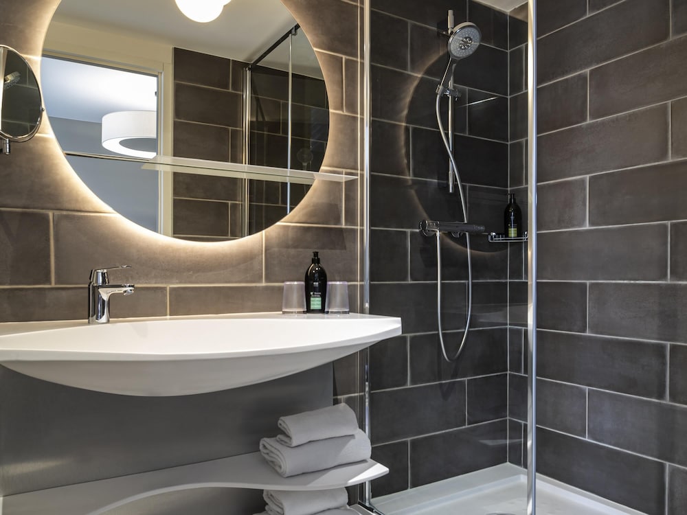 Estudio con camas individuales del hotel Aparthotel Adagio Paris Suresnes Longchamp. Foto 11