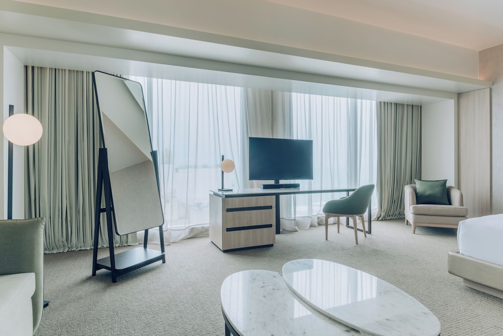 Suite, 1 cama de matrimonio grande, vistas al mar del hotel SOUMA, Vignette Collection by IHG. Foto 4