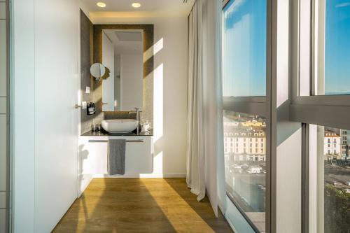 Loft con vistas panorámicas del hotel Innside By Meliá Milano Torre Galfa. Foto 8