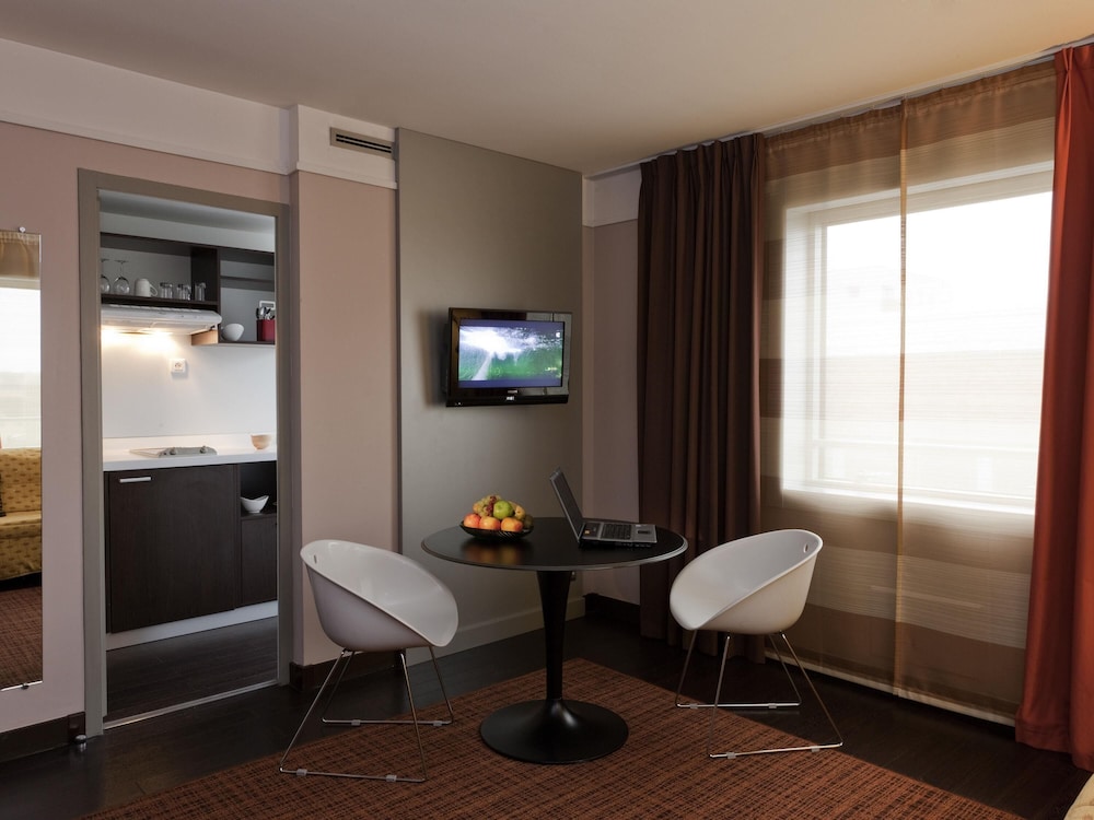 Apartamento con 1 dormitorio del hotel Residence Mercure Paris La Defense Grande Arche. Foto 2