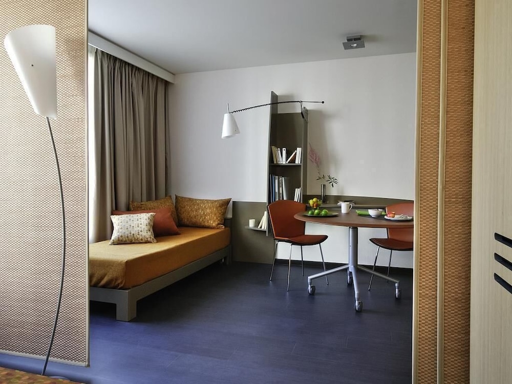 Estudio Business 1 Cama Individual 1 Cama doble del hotel Adagio Bordeaux Gambetta. Foto 4