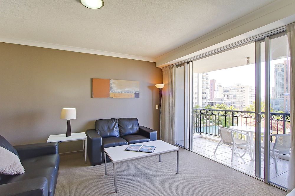 Penthouse Parcial de 3 Dormitorios del hotel Mantra Towers Of Chevron. Foto 7