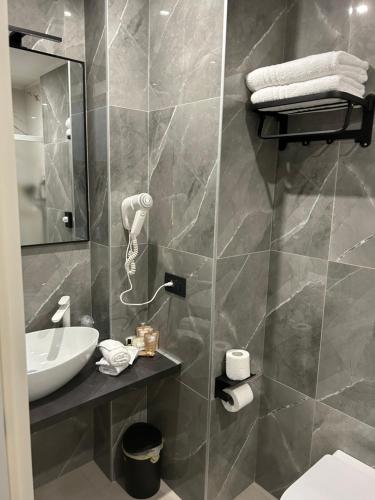 Habitación Deluxe del hotel Stradivari. Foto 9