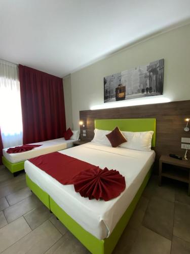 Habitación Triple Deluxe del hotel Stradivari. Foto 9