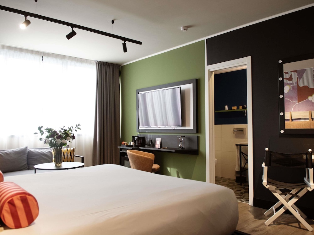Habitación Privilege con 1 cama doble del hotel Mercure Roma Cinecittà. Foto 4