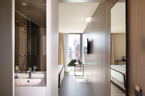 Habitación Deluxe del hotel Occidental Barcelona 1929. Foto 3