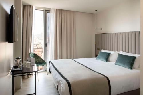 Habitación Triple Superior del hotel Occidental Barcelona 1929. Foto 1