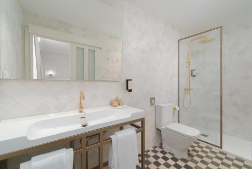 Habitación Doble Deluxe - 1 o 2 camas del hotel Boutique Cordial La Niña de Vegueta. Foto 2