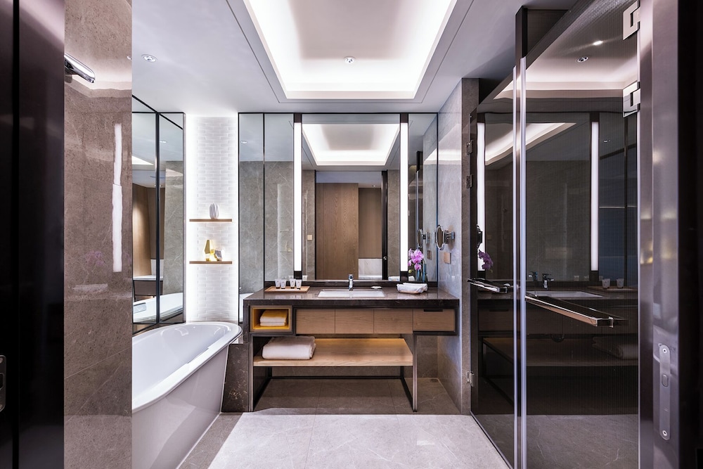 Habitación Deluxe, 2 camas individuales del hotel Grand Mercure Shanghai Lingang. Foto 1