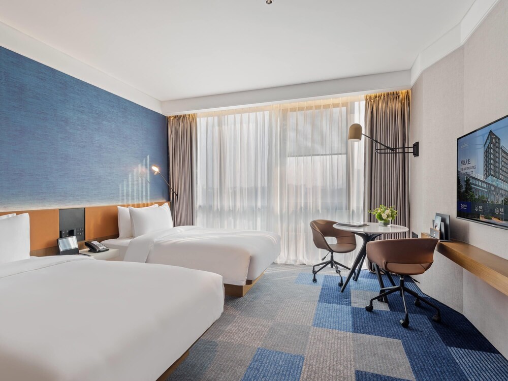 Habitación estándar, 2 camas individuales del hotel Novotel Dongguan Songshan Lake. Foto 4