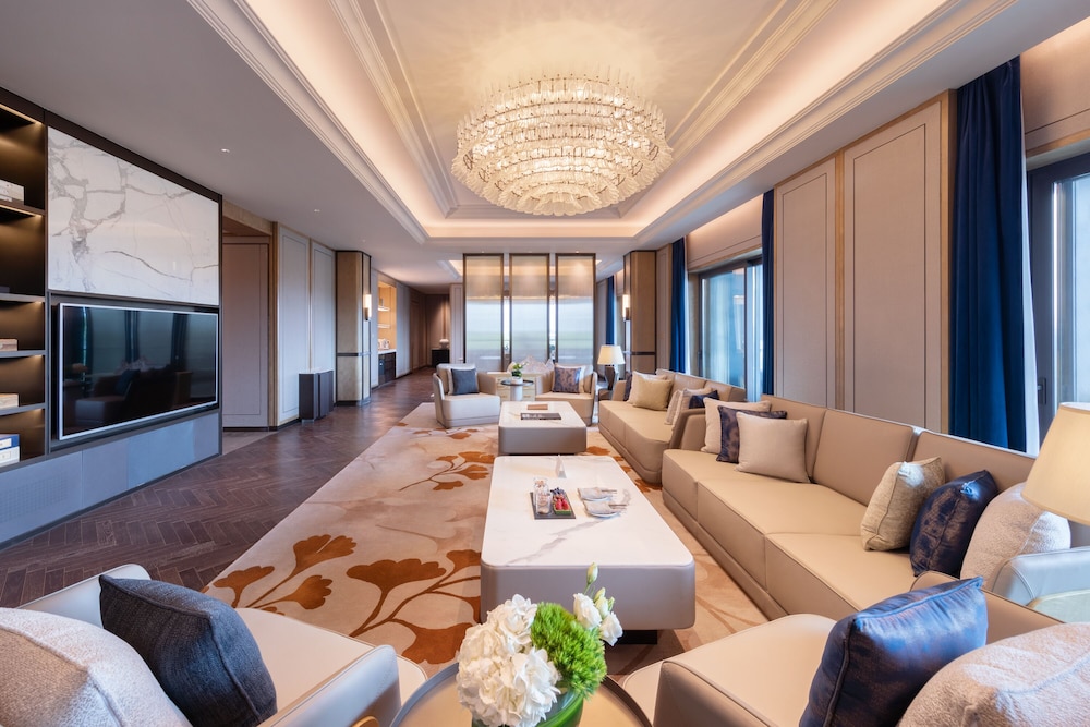 Presidential Suite Red Level del hotel Gran Melia Chengdu. Foto 1