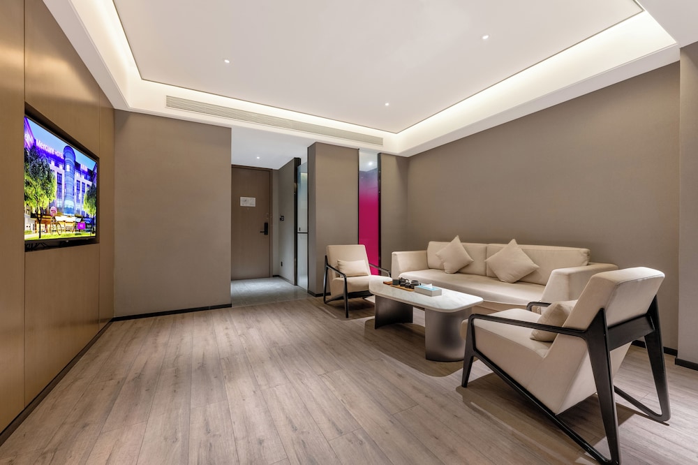 Privilege, Suite, 1 cama de matrimonio grande del hotel Mercure Xining Haihu CBD. Foto 2
