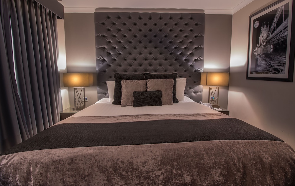 Habitación clásica doble del hotel The Continental Heathrow. Foto 9