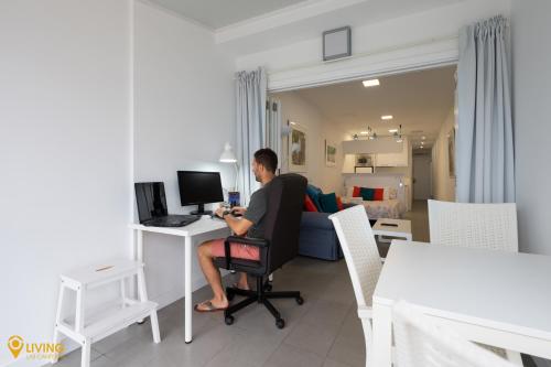 Apartamento con vistas al mar del hotel LOFT STORY BEACHFRONT by Living las Canteras. Foto 14