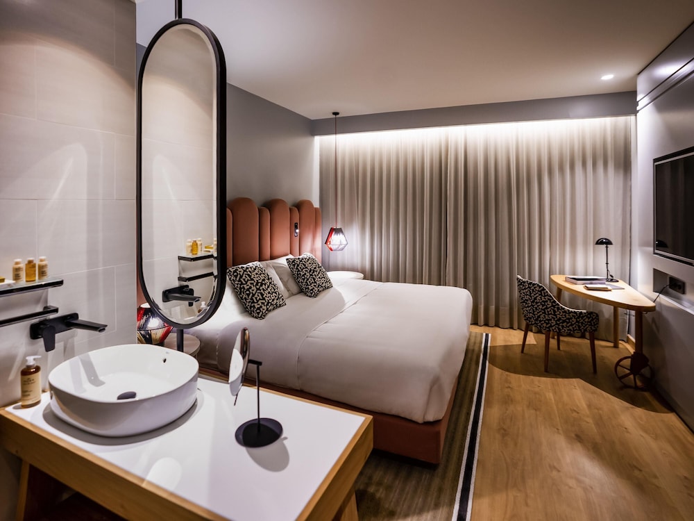 Habitación superior, 1 cama doble del hotel Mercure Lugo Centro. Foto 3